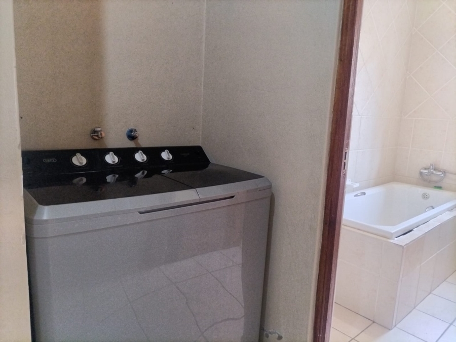 3 Bedroom Property for Sale in Waterval East North West